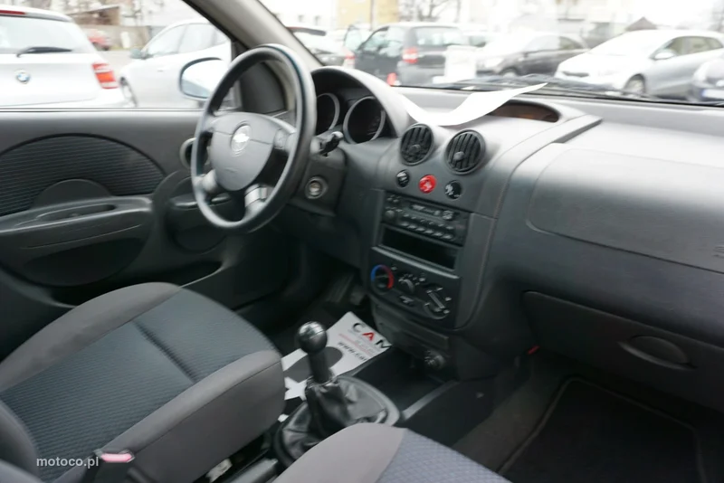 Chevrolet Kalos 14