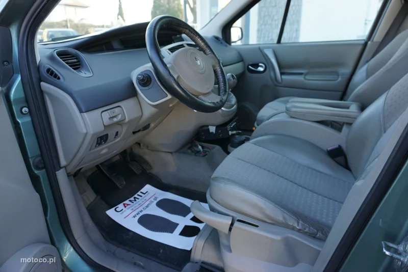 Renault Scenic II 8