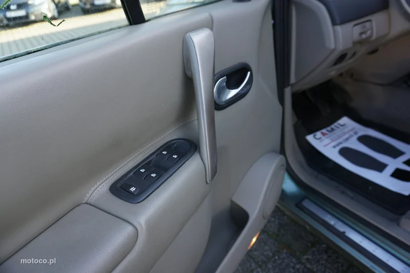 Renault Scenic II 9