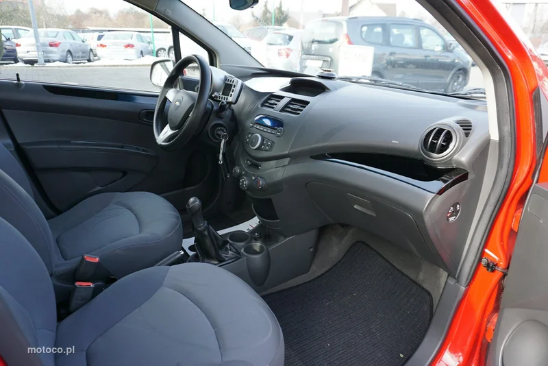 Chevrolet Spark 16