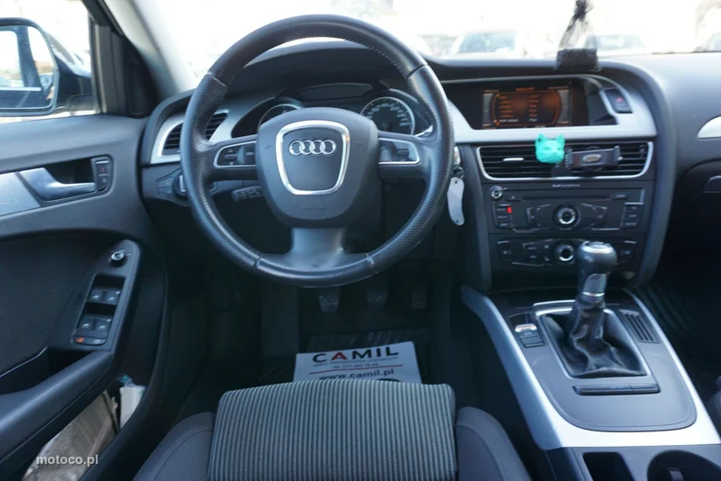 Audi A4 B8 16