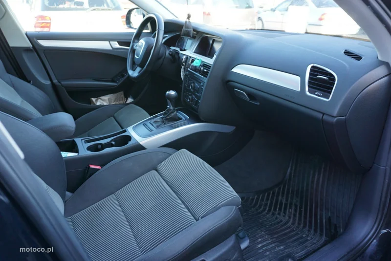 Audi A4 B8 20