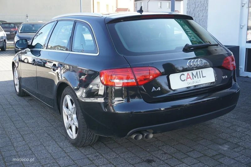 Audi A4 B8 7