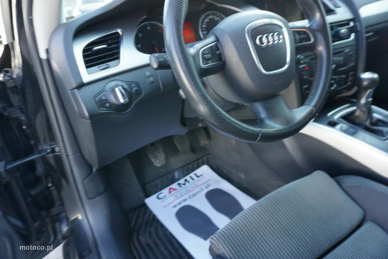 Audi A4 B8 10