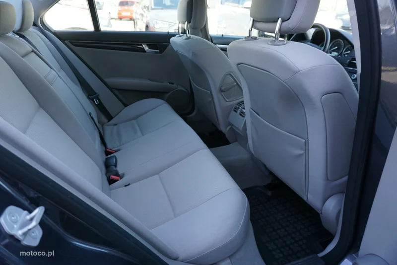 Mercedes-Benz Klasa C W204 C 180 19