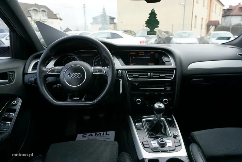 Audi A4 B8 13