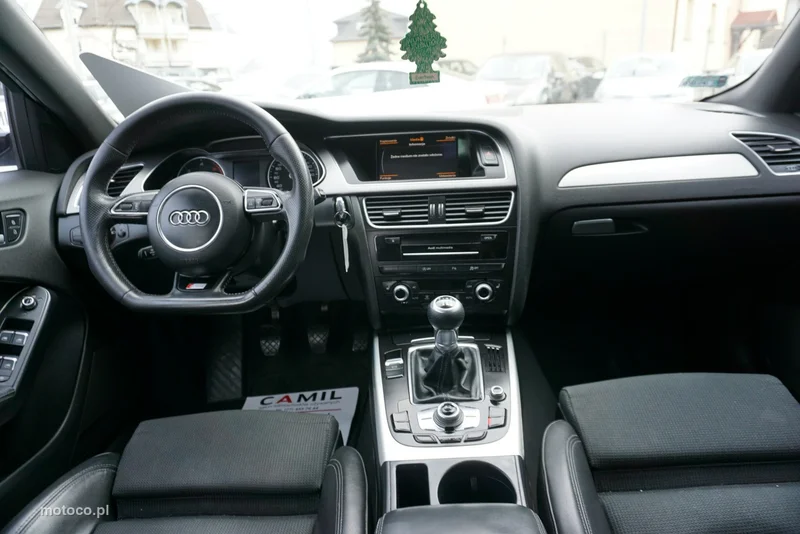 Audi A4 B8 14