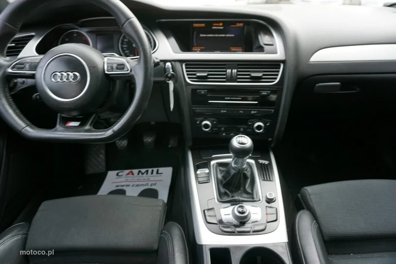 Audi A4 B8 16