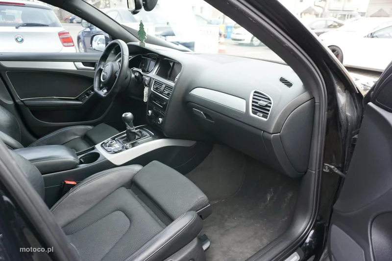 Audi A4 B8 23