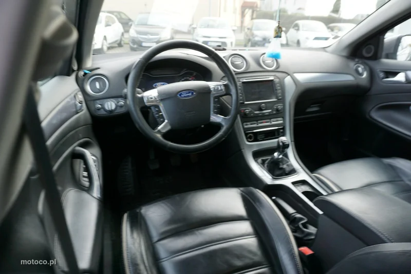 Ford Mondeo IV 14