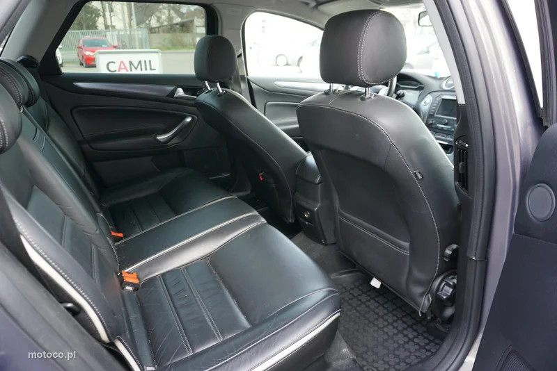 Ford Mondeo IV 18