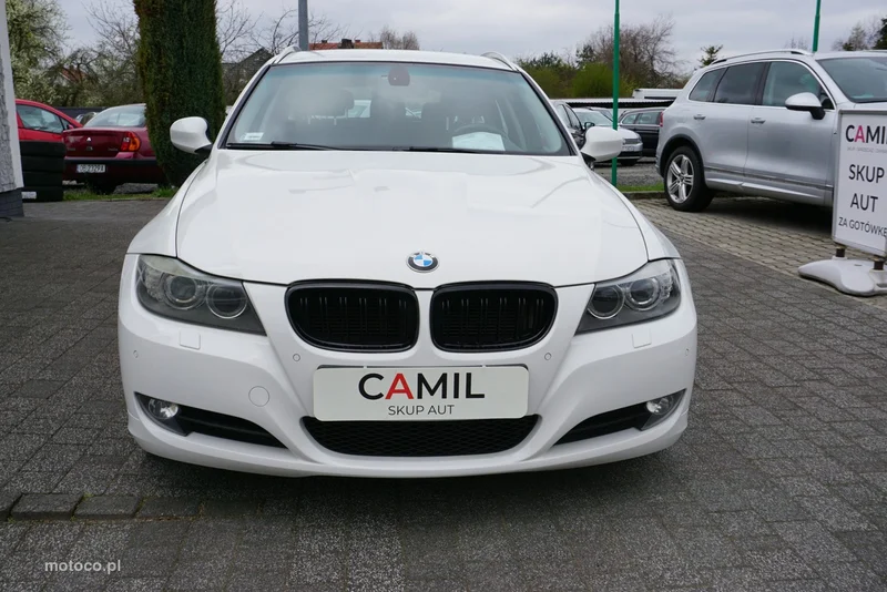 BMW Seria 3 E90 318 2