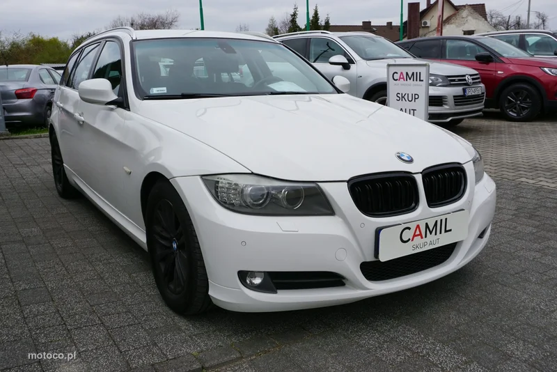 BMW Seria 3 E90 318 3