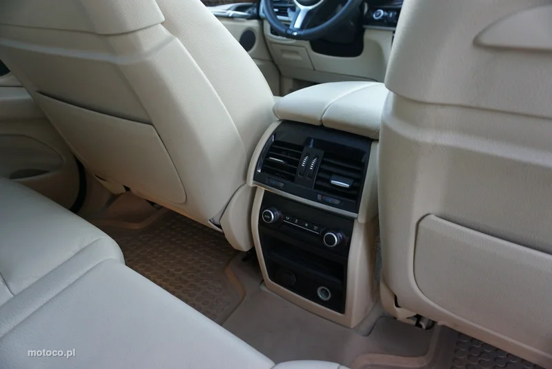 BMW X5 F15 27