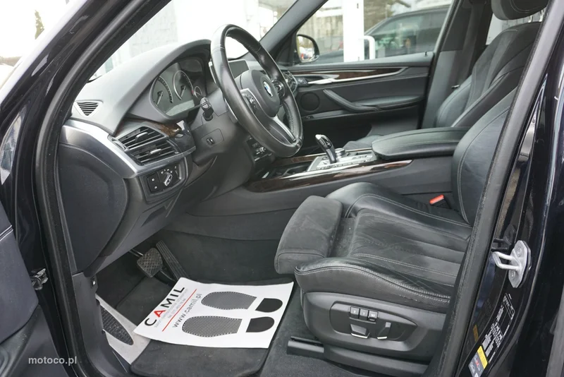 BMW X5 F15 10