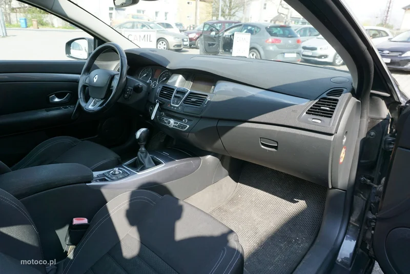 Renault Laguna III 12