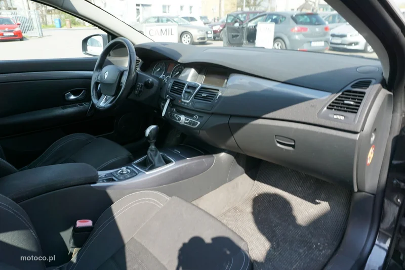 Renault Laguna III 13