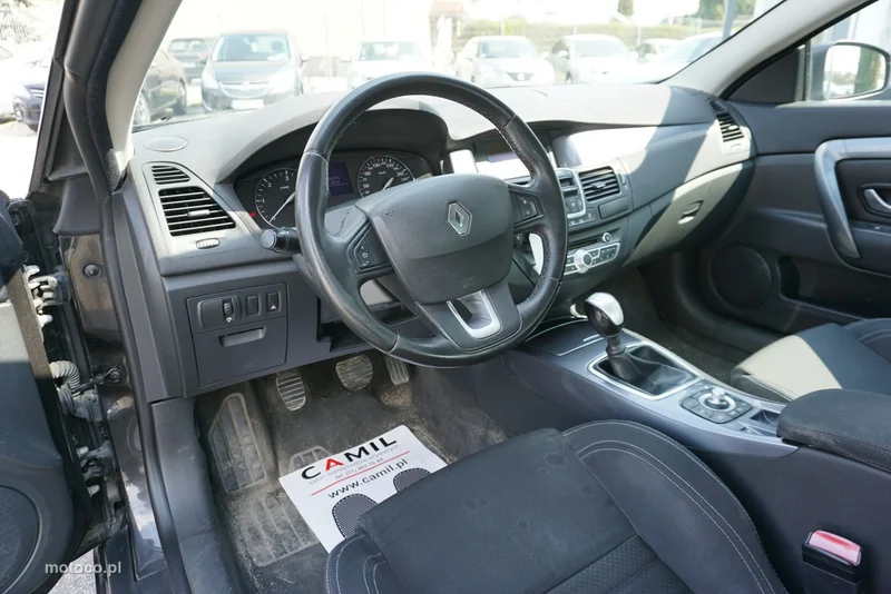 Renault Laguna III 10