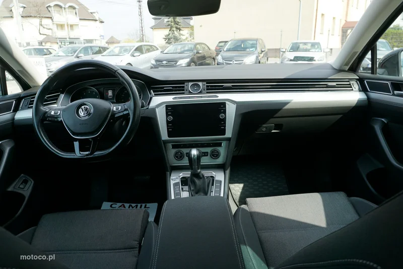 Volkswagen Passat Variant B8 15