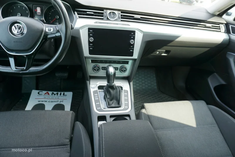 Volkswagen Passat Variant B8 16