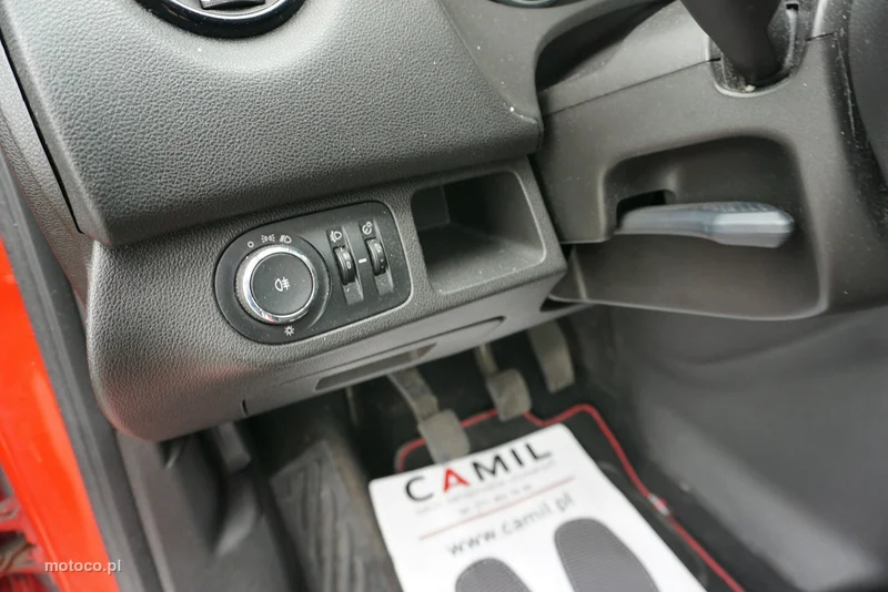 Opel Meriva B 11