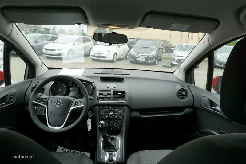 Opel Meriva B 15