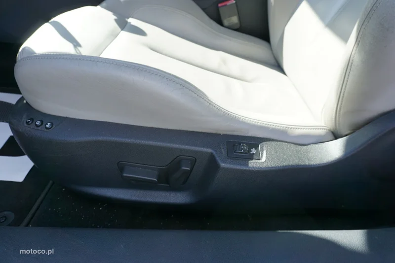 Peugeot RCZ 15
