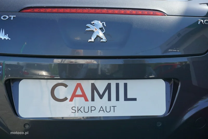 Peugeot RCZ 9