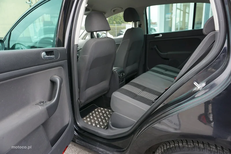 Volkswagen Golf Plus V 12
