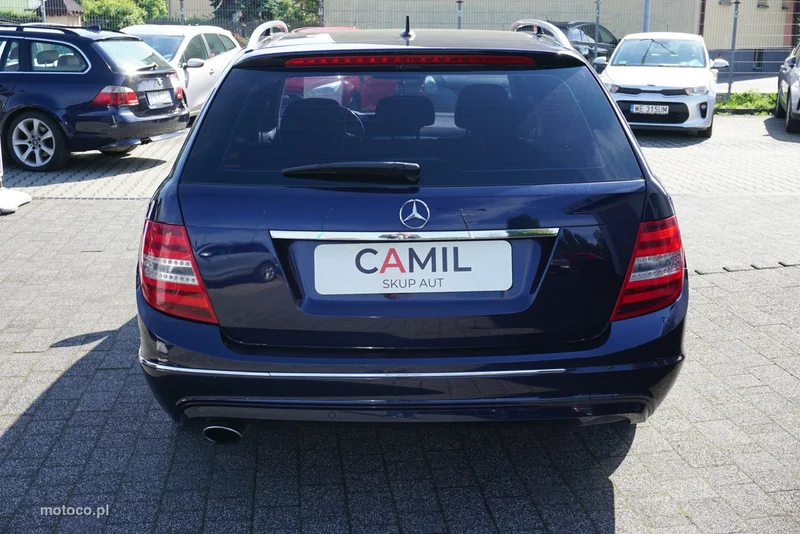 Mercedes-Benz Klasa C W204 C 220 5