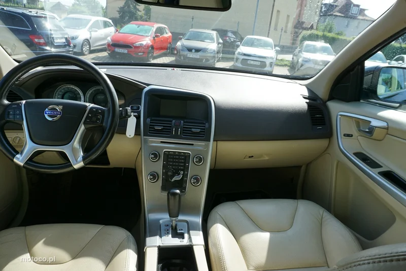 Volvo XC 60 14