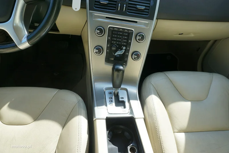 Volvo XC 60 15