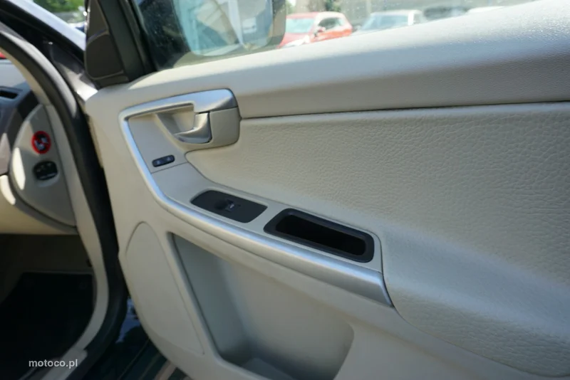 Volvo XC 60 22