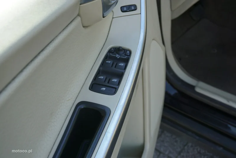 Volvo XC 60 9