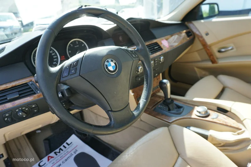 BMW Seria 5 E60 530 10