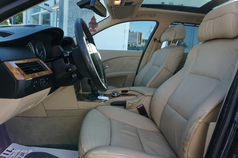 BMW Seria 5 E60 530 13