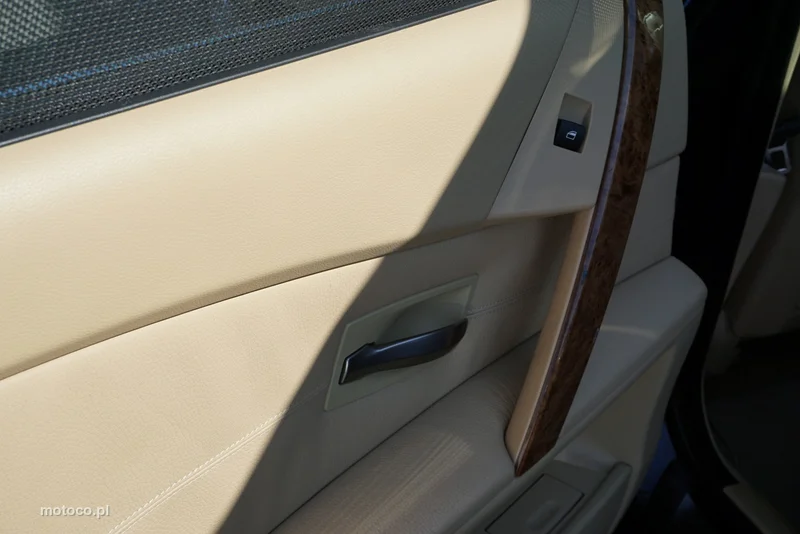 BMW Seria 5 E60 530 22