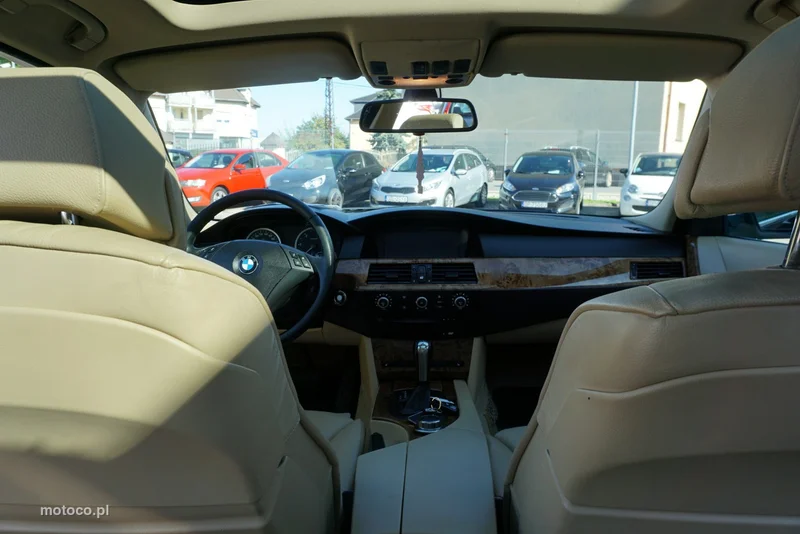 BMW Seria 5 E60 530 26