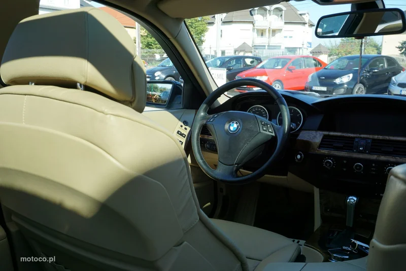 BMW Seria 5 E60 530 27