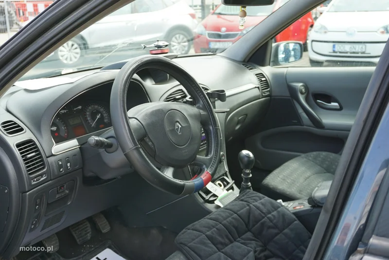 Renault Laguna II 7