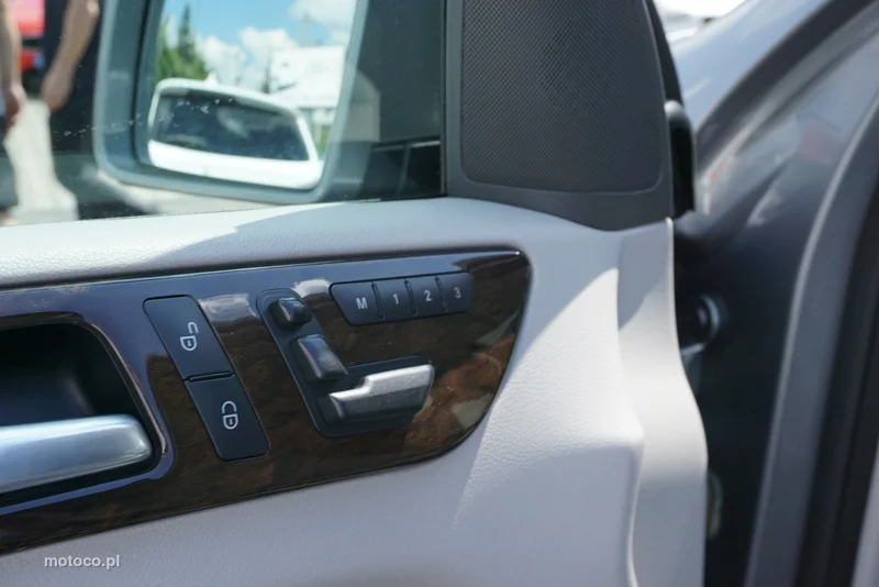 Mercedes-Benz ML W166 ML 350 9