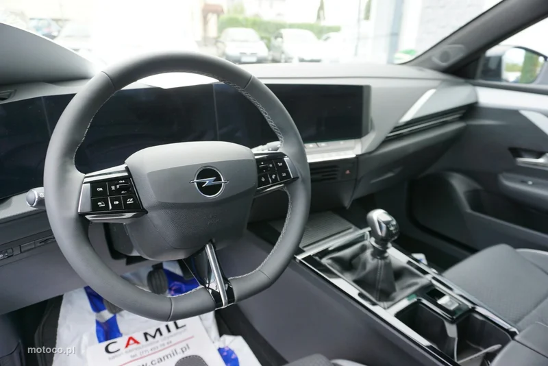 Opel Astra L 11
