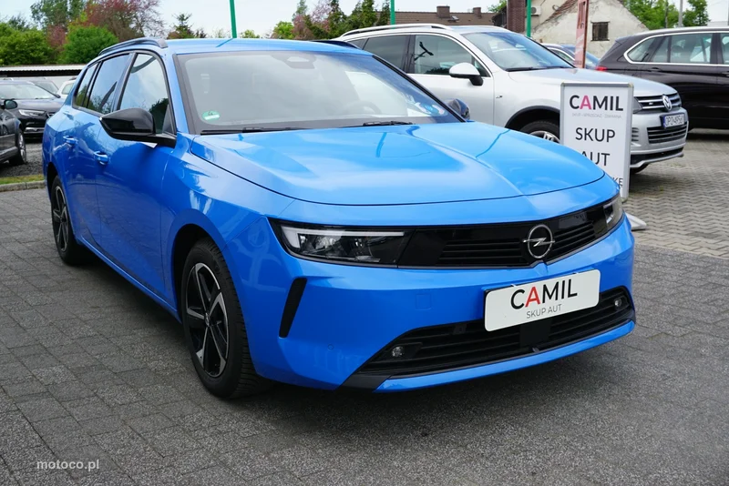 Opel Astra L 3