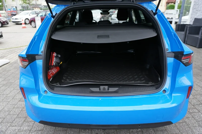 Opel Astra L 22
