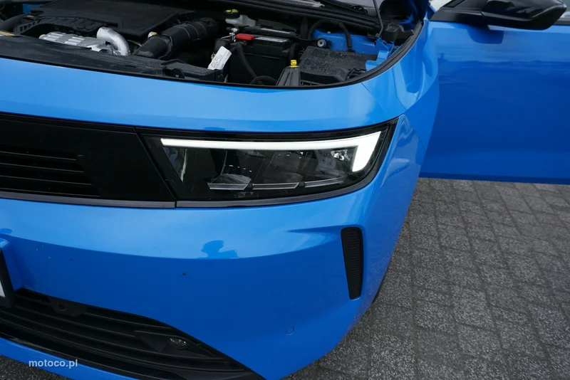 Opel Astra L 30