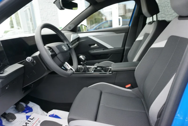 Opel Astra L 10