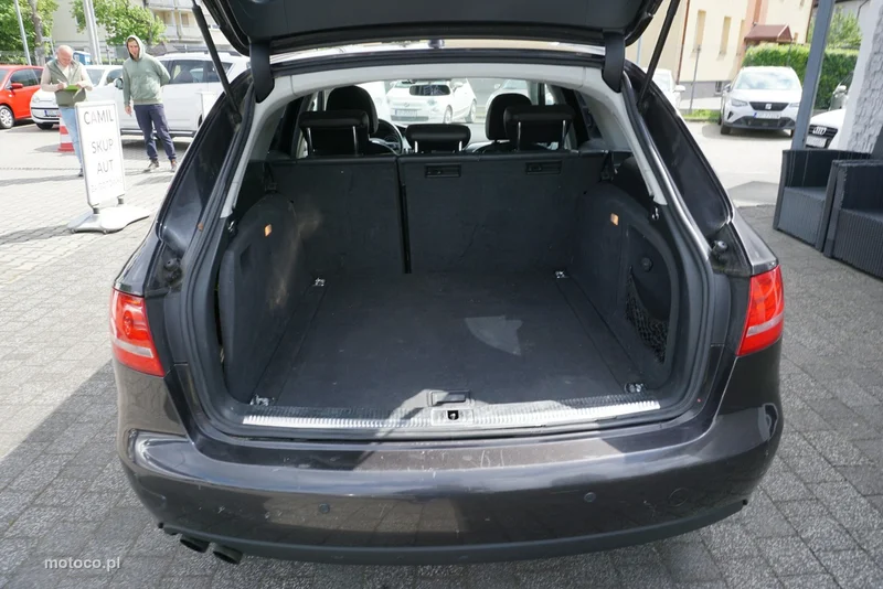 Audi A4 B8 16