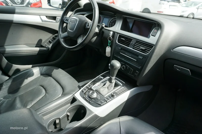 Audi A4 B8 19