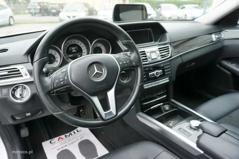Mercedes-Benz Klasa E W212 E 220 12