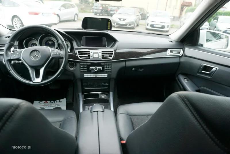 Mercedes-Benz Klasa E W212 E 220 17